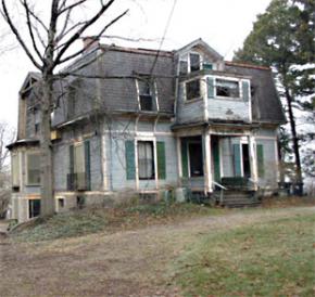 Grampian Way house in distress: Home has many historic links, but is not a designated landmark— yet. Photo courtesy City of Boston